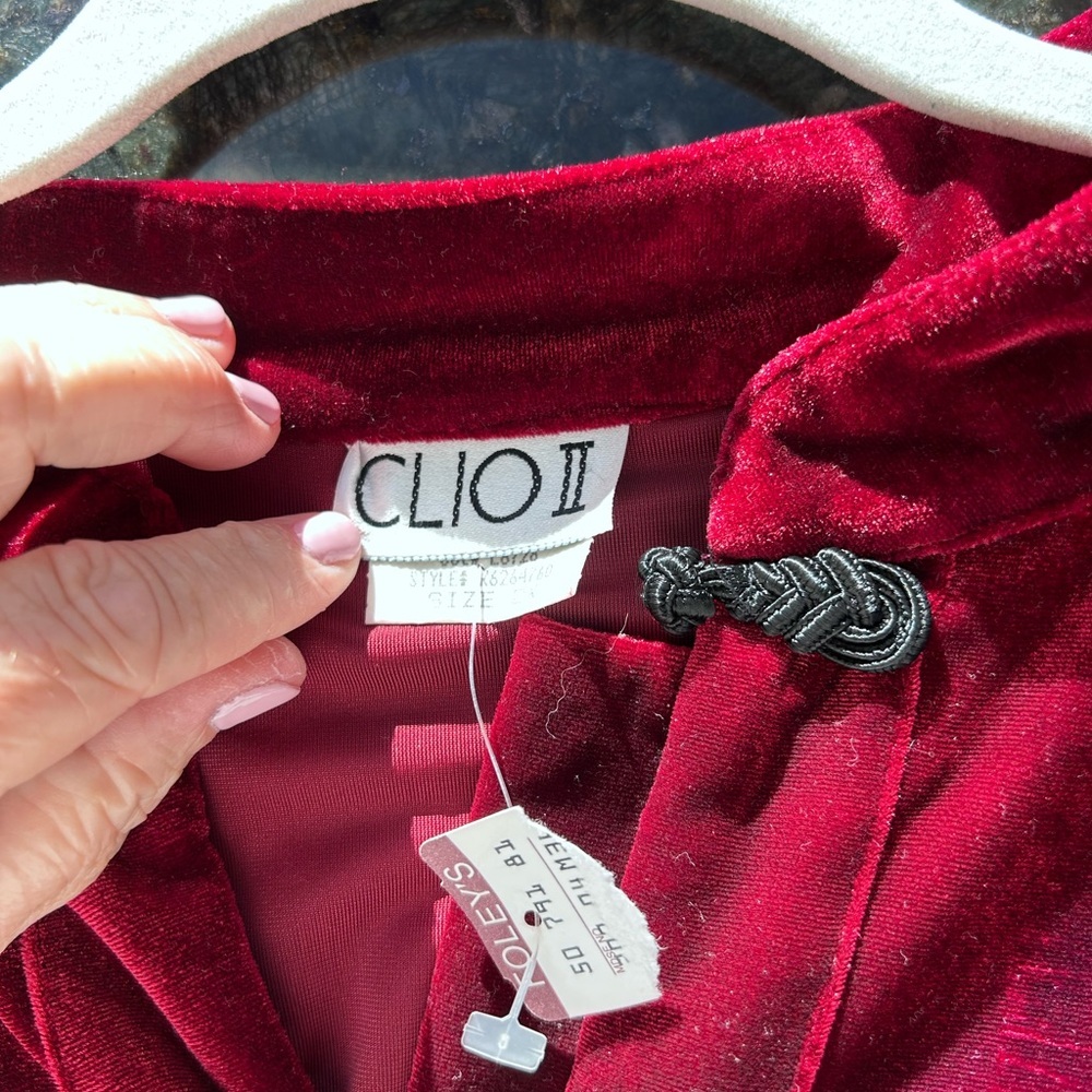 NWT Vintage Clio II Scarlet Red Velour Tunic Jacket. Mandarin collar, frog clasp - Picture 7 of 13